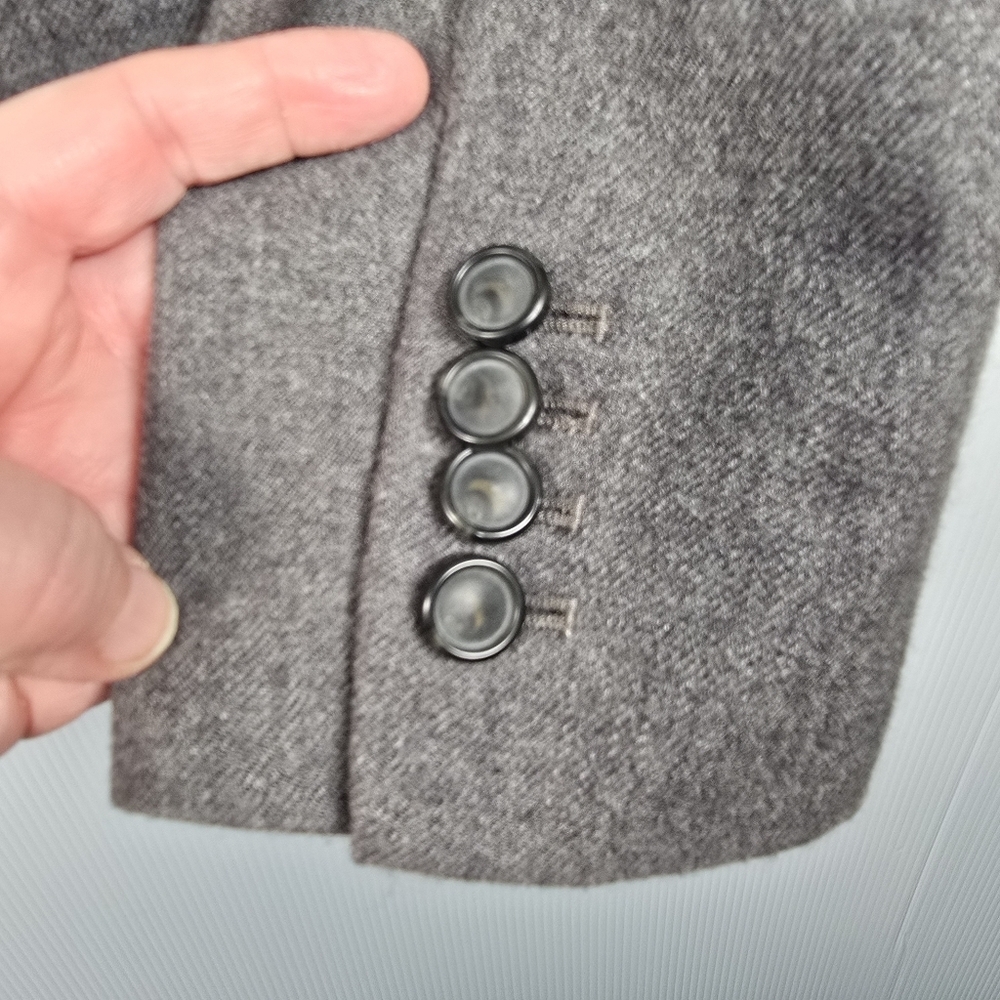 Talbots Women's Kate Fit Grey Wool Blazer Gatheted Lapels Button Closure Size 8 - Picture 15 of 16